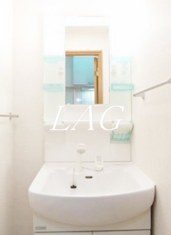 洗面設備　独立洗面台です。