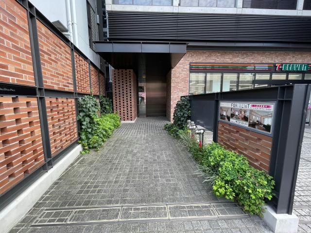 エントランス　エントランス部分