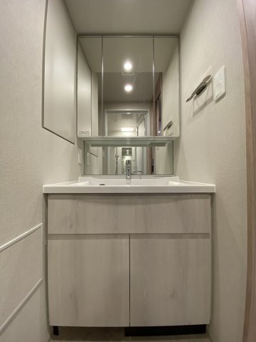 洗面設備　便利な独立洗面台