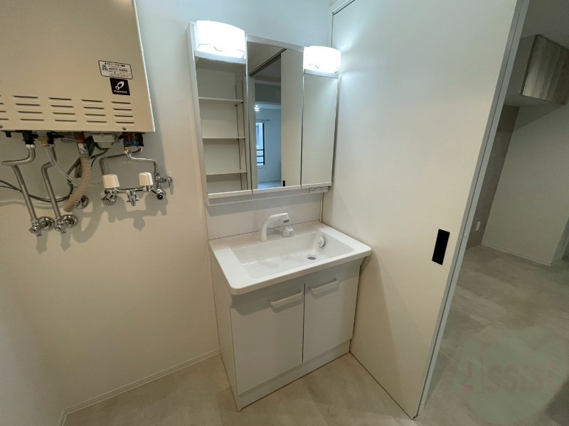 洗面設備　シャンプードレッサーで身支度もラクラクです！