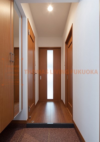 玄関　トールサイズのシューズボックスです。