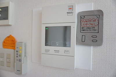 セキュリティ　モニター付インターホン