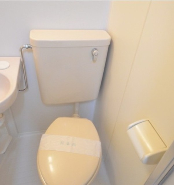 トイレ　他部屋参考。