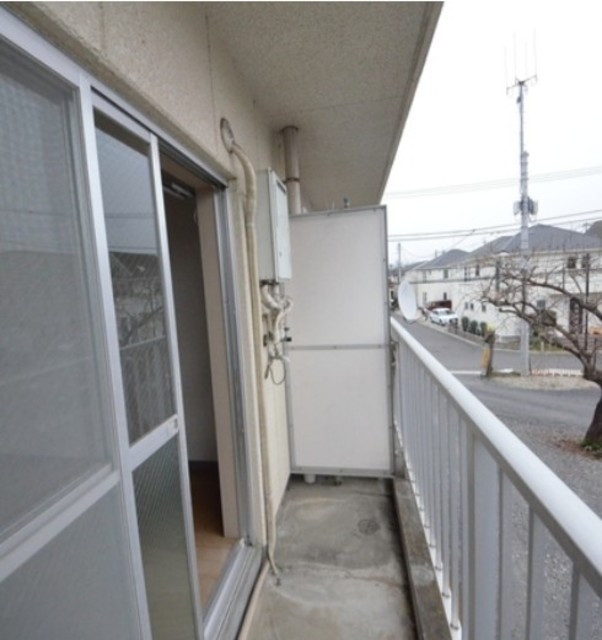 バルコニー　他部屋参考。