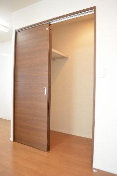 収納　クローゼット