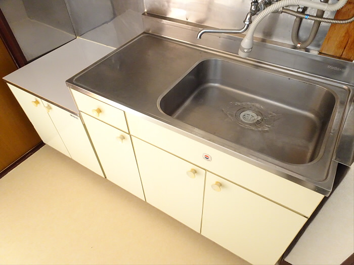 キッチン　洗濯機置き場