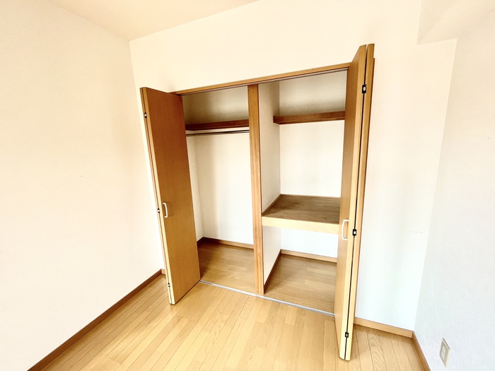 収納　※同タイプ、他号室の写真です。