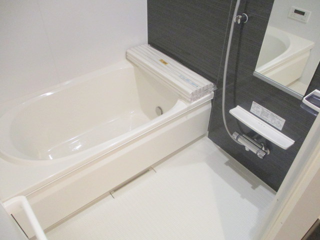 バス・シャワールーム　★追焚・暖房乾燥機付きバス★