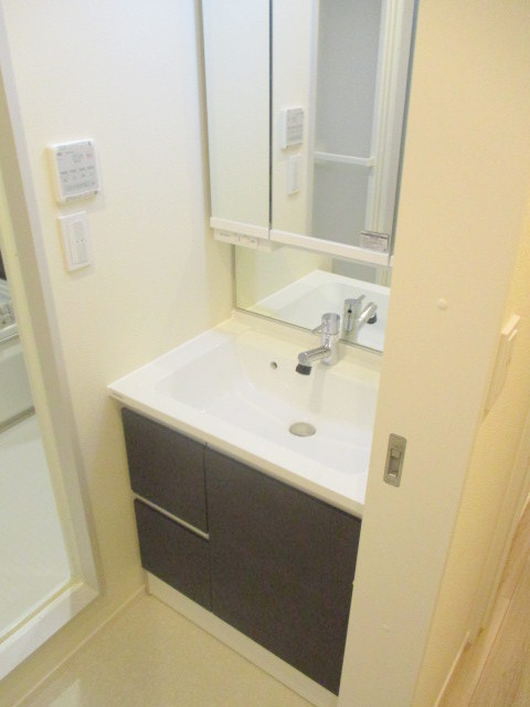 洗面設備　★独立洗面台★