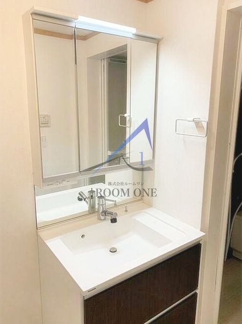 洗面設備　洗面台です。