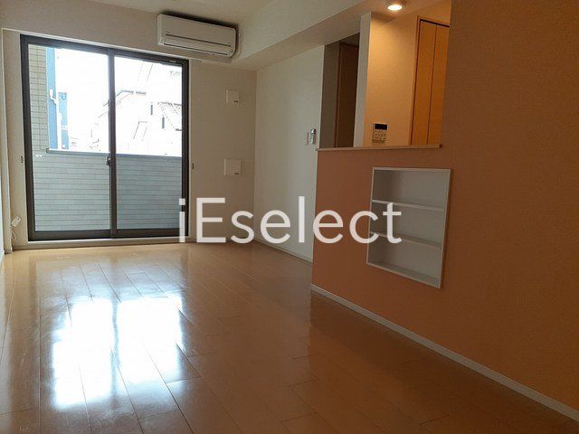 居室・リビング　明るくキレイなリビングルーム♪