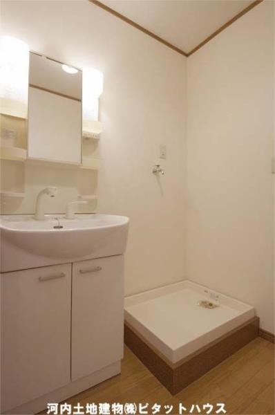 洗面設備　洗髪洗面化粧台※類似室内