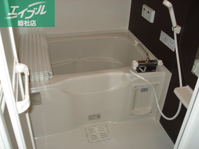 バス・シャワールーム　バス