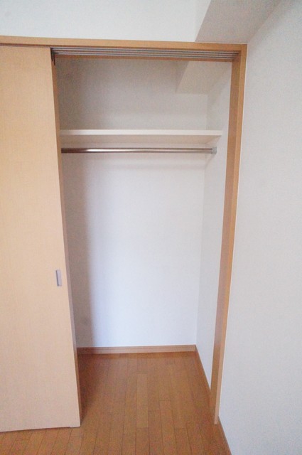 収納　各部屋に収納があり、便利ですね♪