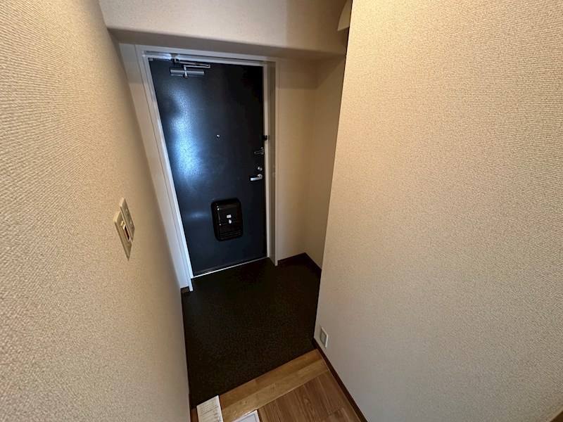 エバーグレイス西宮2の玄関写真