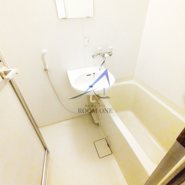 バス・シャワールーム　お風呂です。