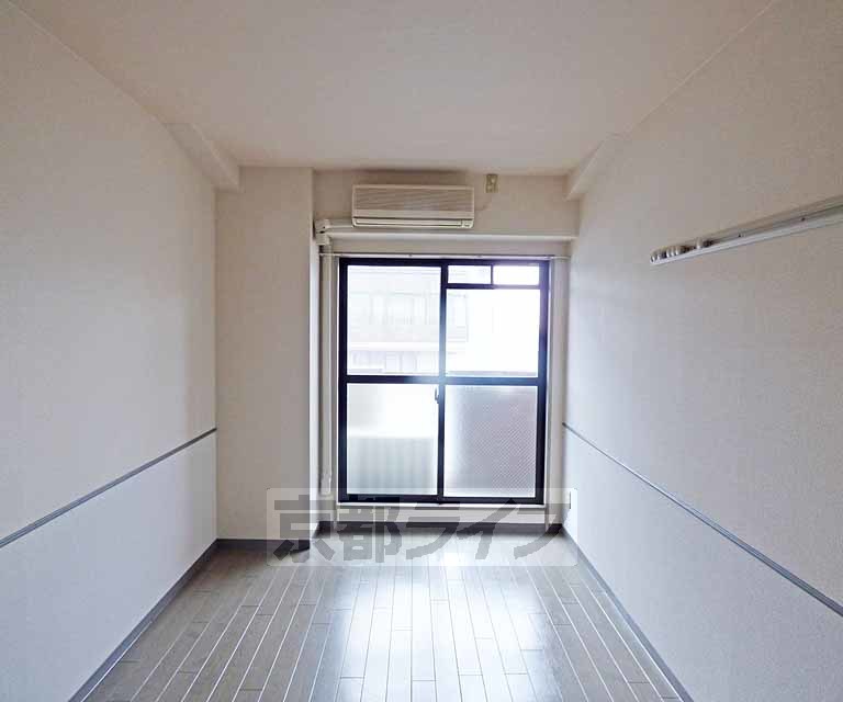 居室・リビング　綺麗なお部屋です。