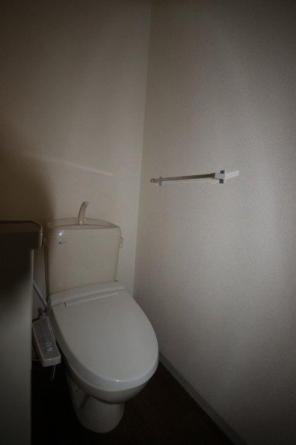 トイレ　同物件別号室