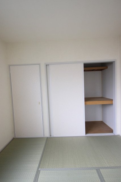 収納　同物件別号室