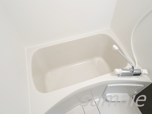 バス・シャワールーム　バスタブです☆彡