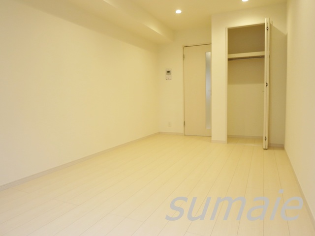 その他部屋・スペース　フローリング仕様の洋室です☆