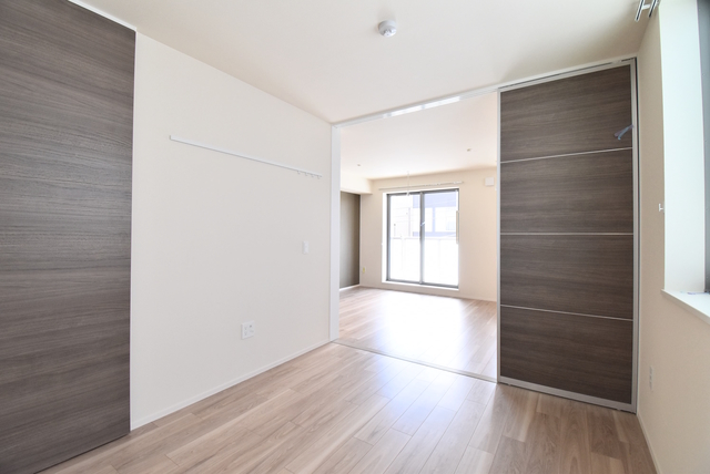 その他部屋・スペース　室内バリアフリー仕様で段差のないフラットな造りです。