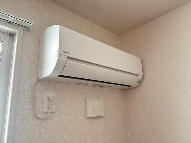 その他設備　北東洋室　エアコン