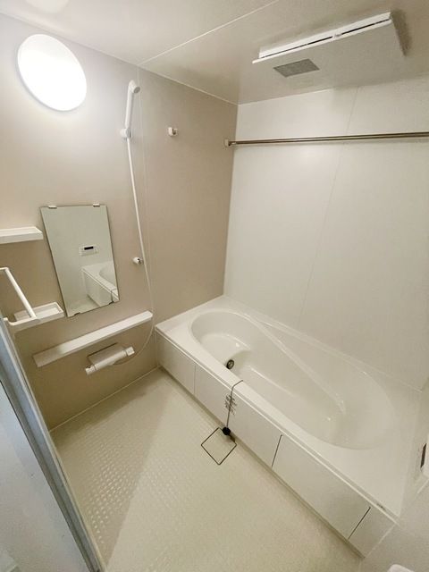 バス・シャワールーム　ゆったり1坪バスルーム