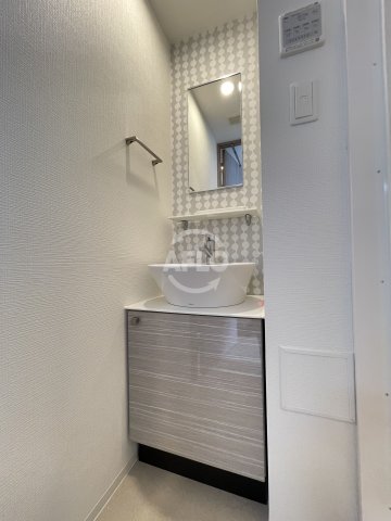 洗面設備　エスリード大阪ドームCERCA　脱衣所