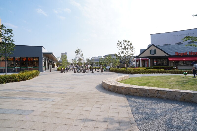 ショッピングセンター　BRANCH博多パピヨンガーデン（ショッピングセンター）まで7726m