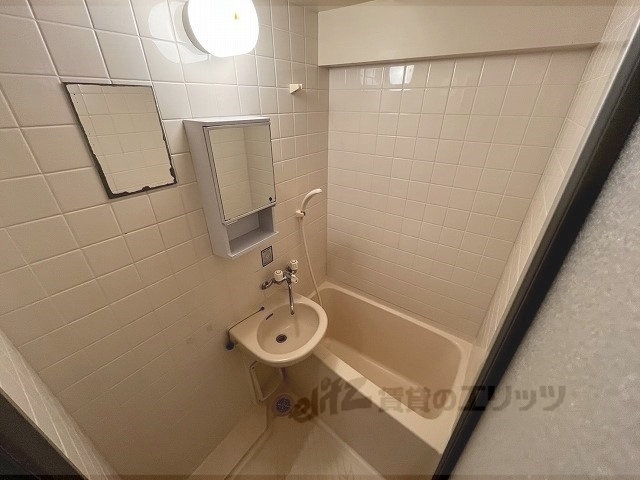 バス・シャワールーム　ユニットバス