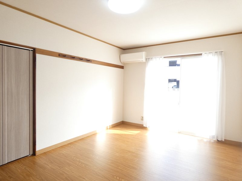 居室・リビング　類似部屋写真
