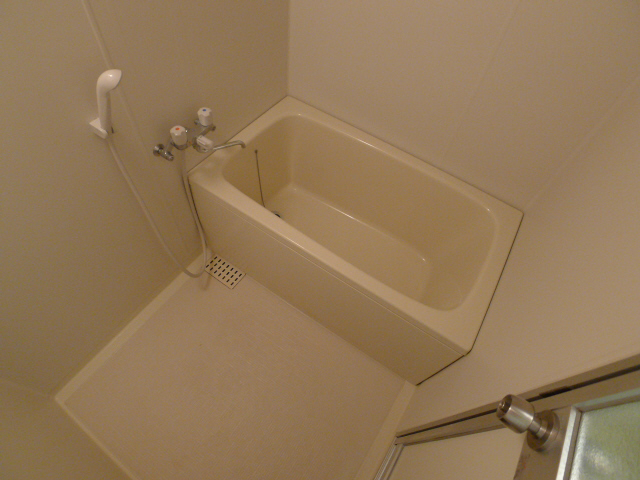 バス・シャワールーム　写真は別室