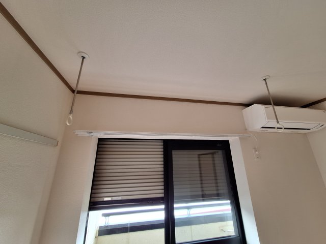 その他　★室内物干しフック＆防犯シャッター★