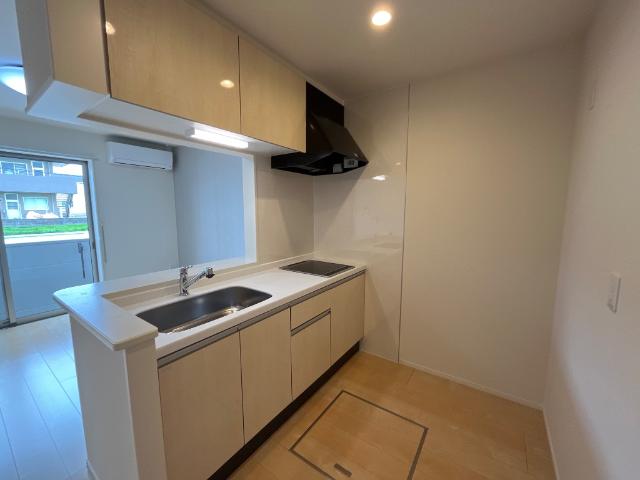 キッチン　キッチン