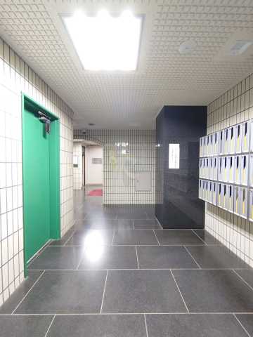 ロビー　マノア大栄