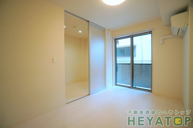 その他部屋・スペース　ＬＤＫ１０帖帖と洋室３.２帖（同仕様写真）