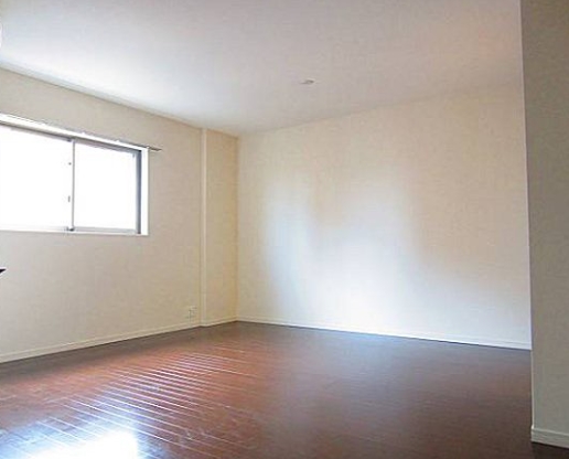 居室・リビング　☆明るい居間☆