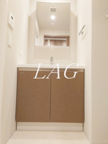 洗面設備　独立洗面台です。