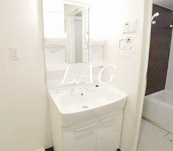 洗面設備　洗面台です。