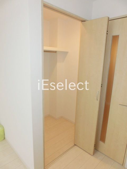 収納　ウォークインクローゼット