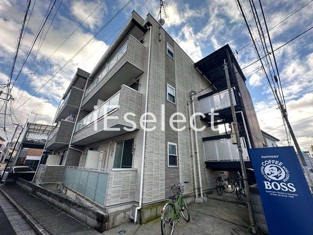 建物外観　日当たり良好なマンションです。