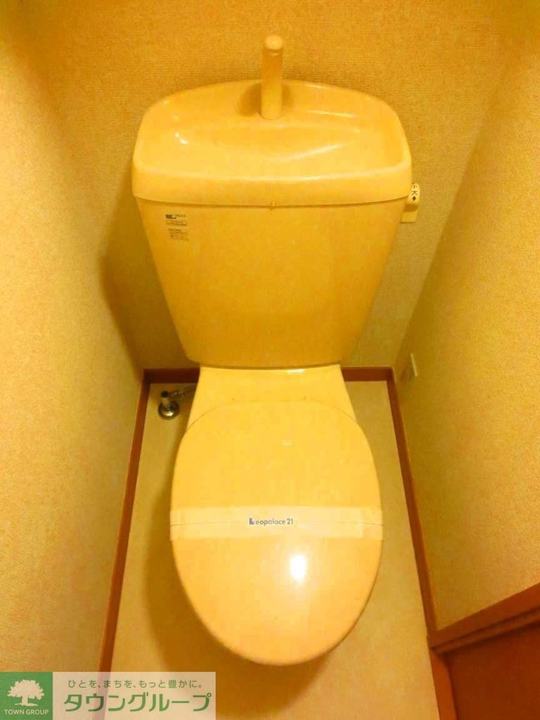 玄関　同タイプの物件写真となります