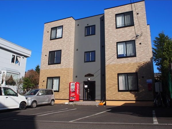 建物外観　☆物件名【アルティアルージュ】とお伝えください！