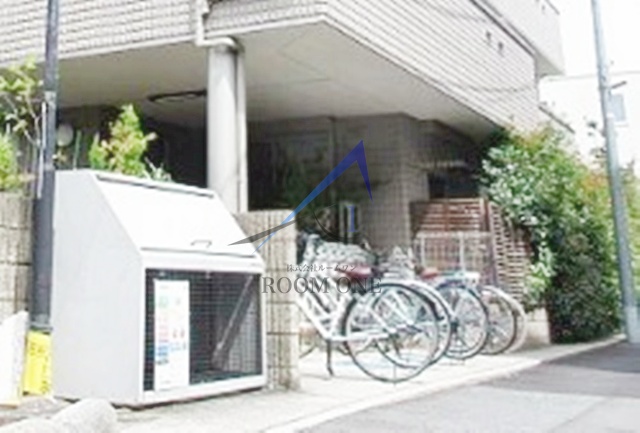 その他共有部分　駐輪場です。