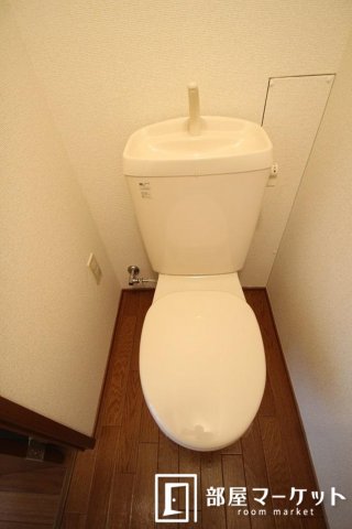 トイレ　同型タイプ