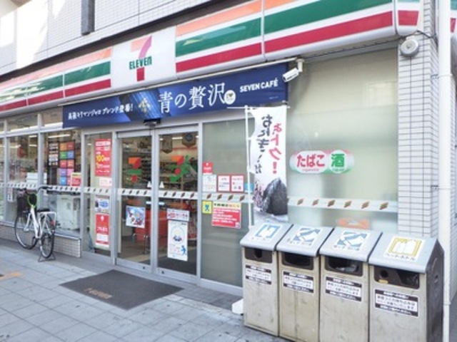 コンビニ　セブンイレブン大阪小松2丁目店（コンビニ）まで384m