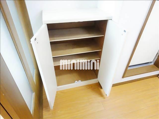 その他　下駄箱があるので玄関を広々使えます。