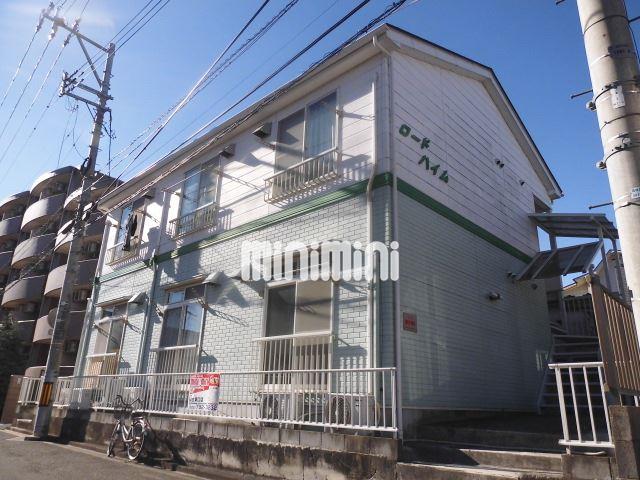 建物外観　二階建ての物件です。