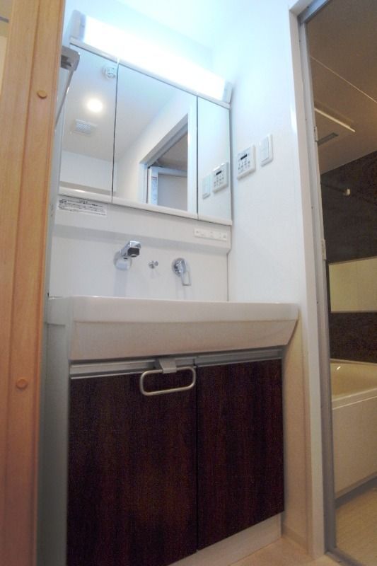 洗面設備　☆嬉しい独立洗面台☆